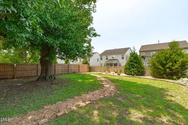 139 Bridge Street, Fuquay Varina, NC 27526
