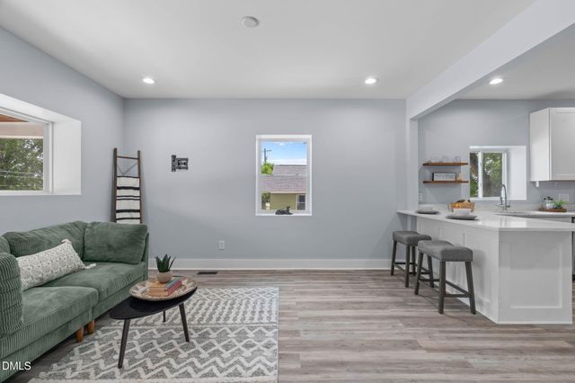 139 Bridge Street, Fuquay Varina, NC 27526