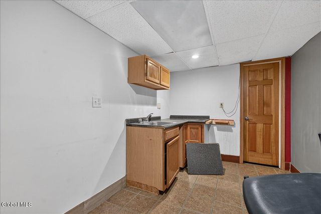 302 Second Avenue, Albany, NY 12209