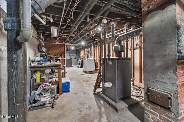 302 Second Avenue, Albany, NY 12209