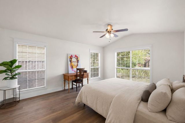 303 Lakeway DR, Lakeway, TX 78734