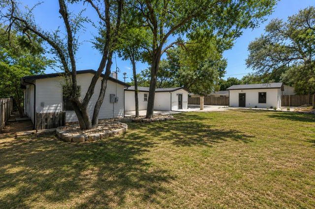 303 Lakeway DR, Lakeway, TX 78734
