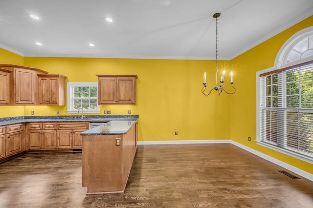 7205 McCormick Ln, Fairview, TN 37062