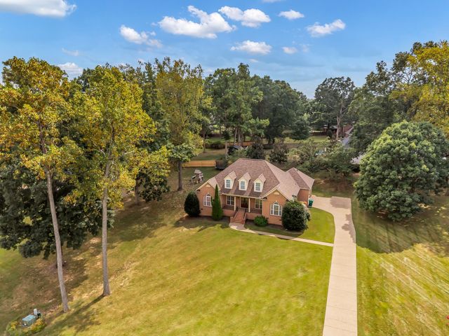 7205 McCormick Ln, Fairview, TN 37062