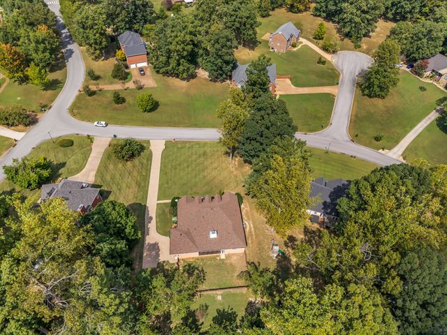 7205 McCormick Ln, Fairview, TN 37062