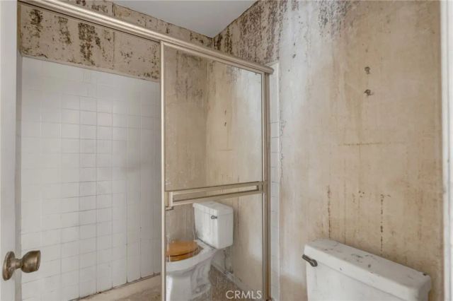 17574 Vandenberg 11, Tustin, CA 92780