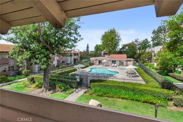 17574 Vandenberg 11, Tustin, CA 92780