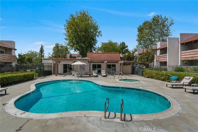 17574 Vandenberg 11, Tustin, CA 92780