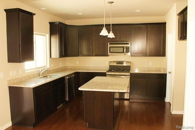 2755 W. Wattles Road, Troy, MI 48098