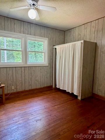 584 Groves Road, Union Mills, NC 28167