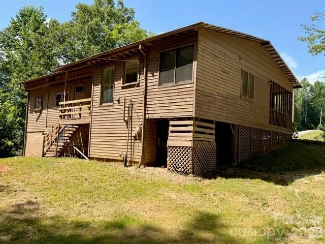 584 Groves Road, Union Mills, NC 28167