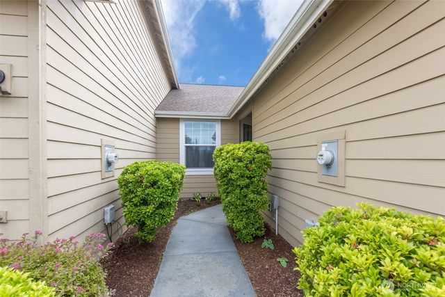 61 Snapdragon Lane, Sequim, WA 98382