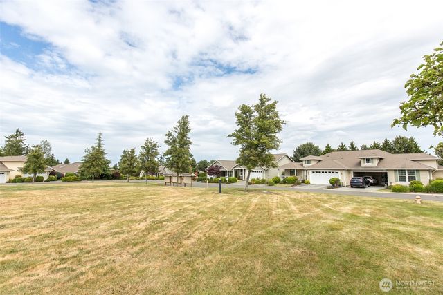 61 Snapdragon Lane, Sequim, WA 98382