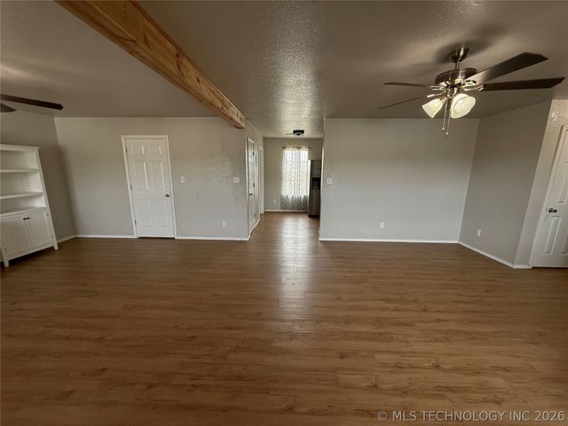 15593 N Bryant Road, Tahlequah, OK 74464