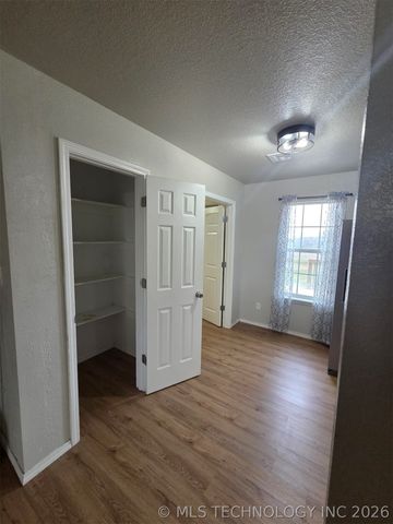 15593 N Bryant Road, Tahlequah, OK 74464