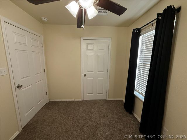 15593 N Bryant Road, Tahlequah, OK 74464