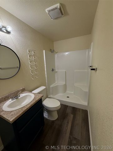 15593 N Bryant Road, Tahlequah, OK 74464