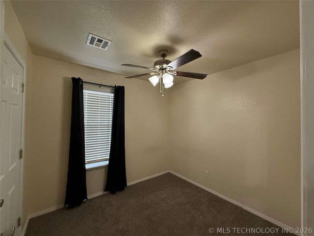 15593 N Bryant Road, Tahlequah, OK 74464