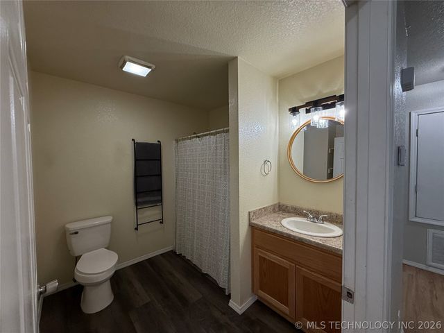 15593 N Bryant Road, Tahlequah, OK 74464