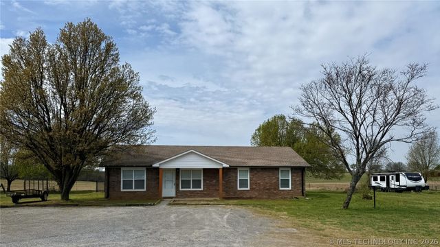 15593 N Bryant Road, Tahlequah, OK 74464