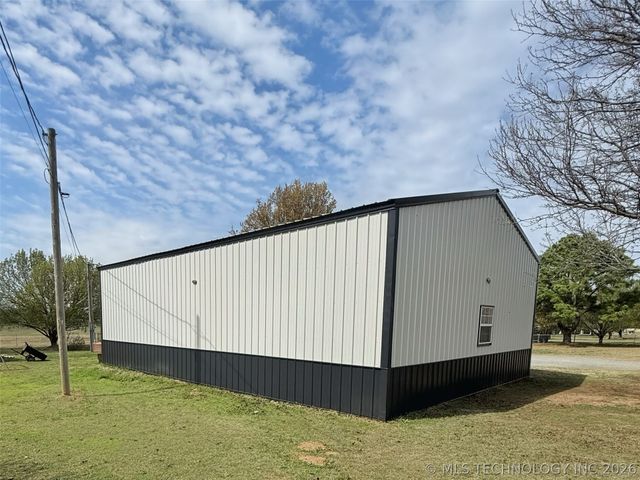 15593 N Bryant Road, Tahlequah, OK 74464