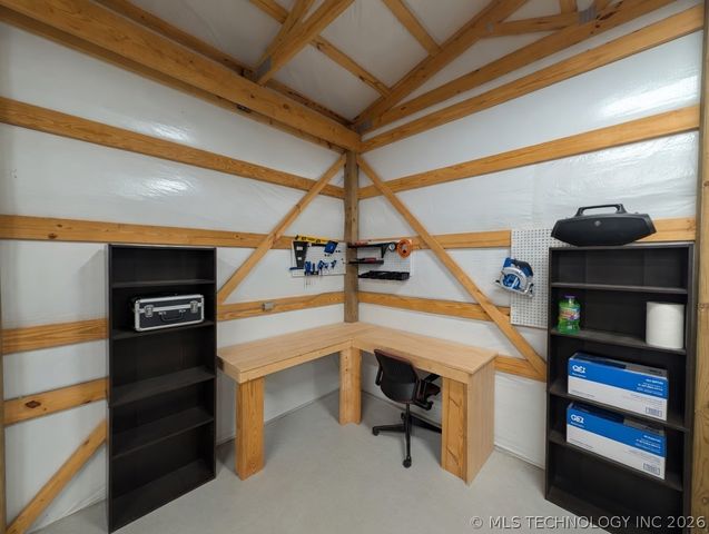 15593 N Bryant Road, Tahlequah, OK 74464