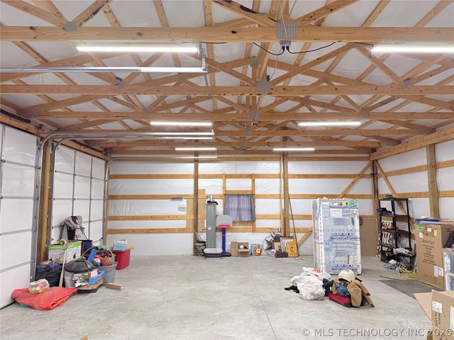 15593 N Bryant Road, Tahlequah, OK 74464