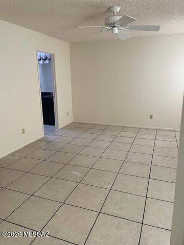 7472 E Serenity Lane, Tucson, AZ 85750