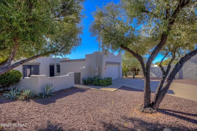 7472 E Serenity Lane, Tucson, AZ 85750