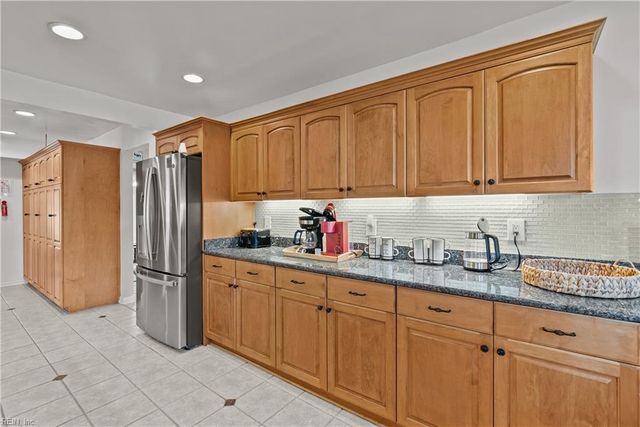 1805 E Bayview BLVD, Norfolk, VA 23503