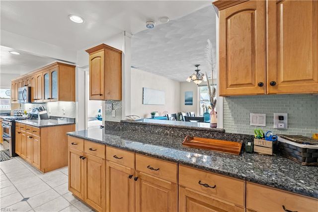 1805 E Bayview BLVD, Norfolk, VA 23503