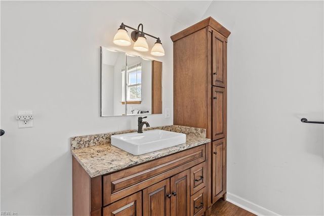 1805 E Bayview BLVD, Norfolk, VA 23503