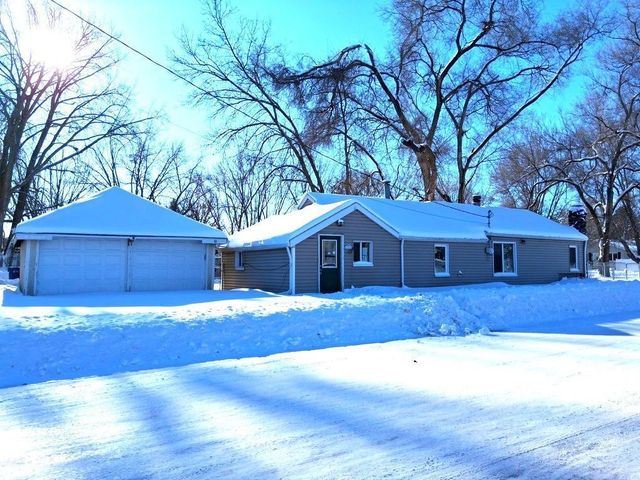1202 11th Avenue SE, Saint Cloud, MN 56304