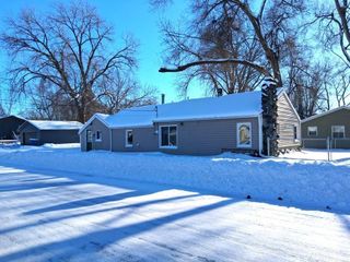 1202 11th Avenue SE, Saint Cloud, MN 56304