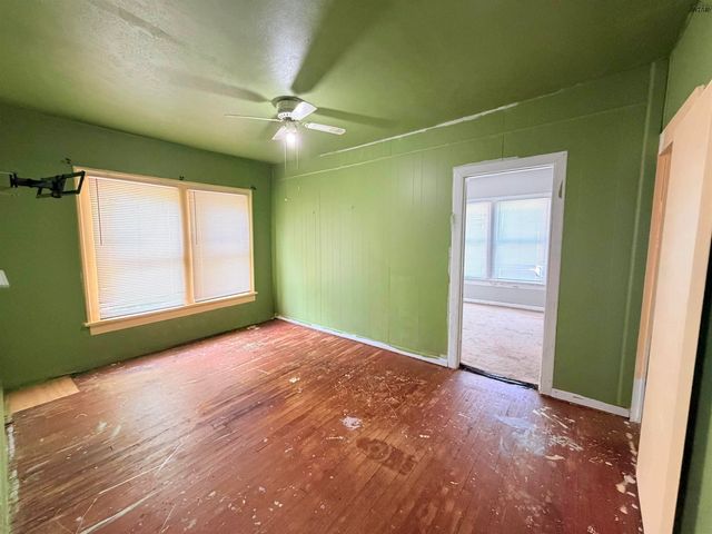 1906 TILDEN STREET, Wichita Falls, TX 76309