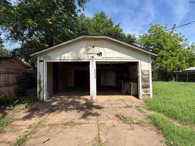 1906 TILDEN STREET, Wichita Falls, TX 76309