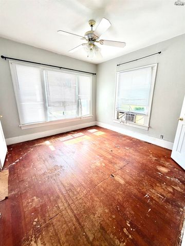 1906 TILDEN STREET, Wichita Falls, TX 76309