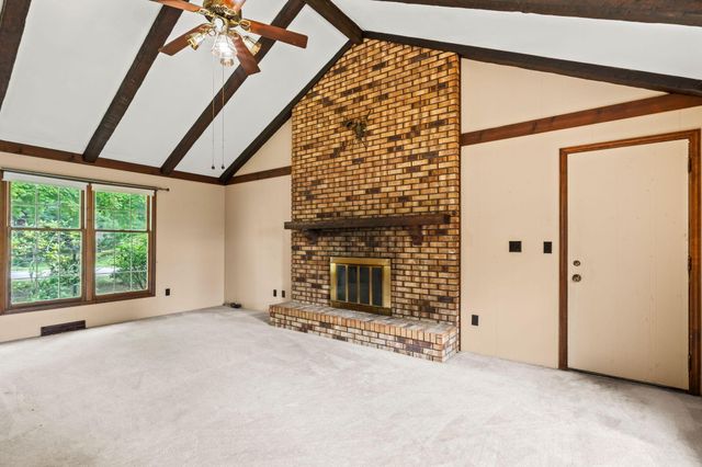 670 Carriage Court, Newark, OH 43055