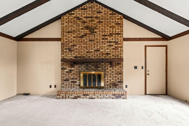 670 Carriage Court, Newark, OH 43055