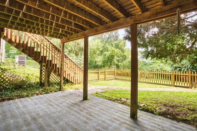 670 Carriage Court, Newark, OH 43055