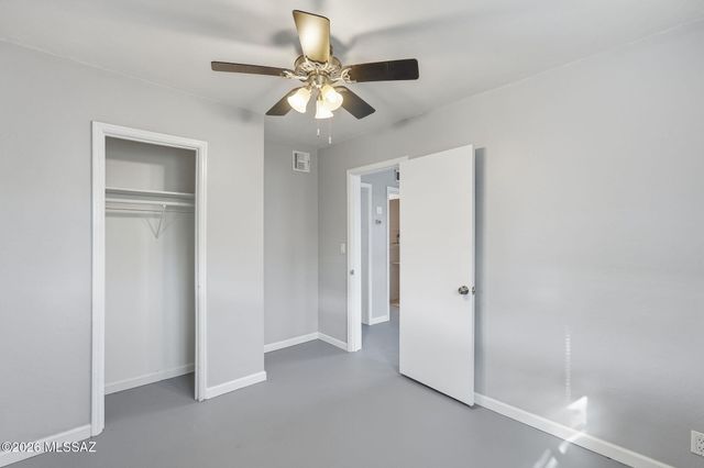 121 W Birdman Drive, Tucson, AZ 85705