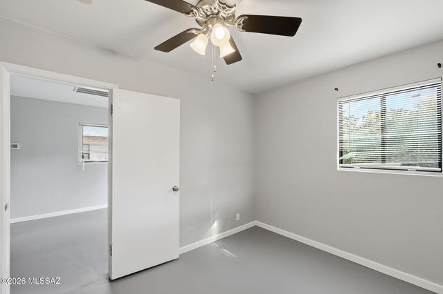 121 W Birdman Drive, Tucson, AZ 85705