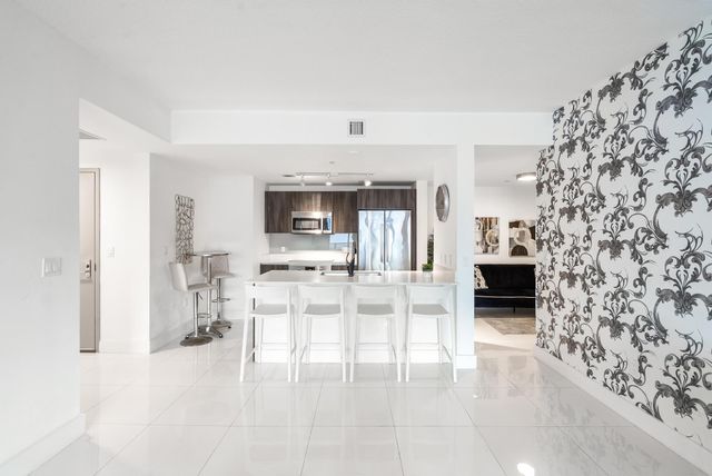 488 NE 18th St 3509, Miami, FL 33132