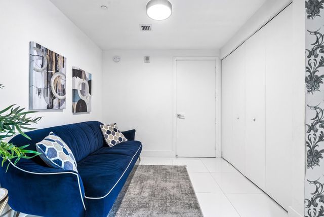 488 NE 18th St 3509, Miami, FL 33132