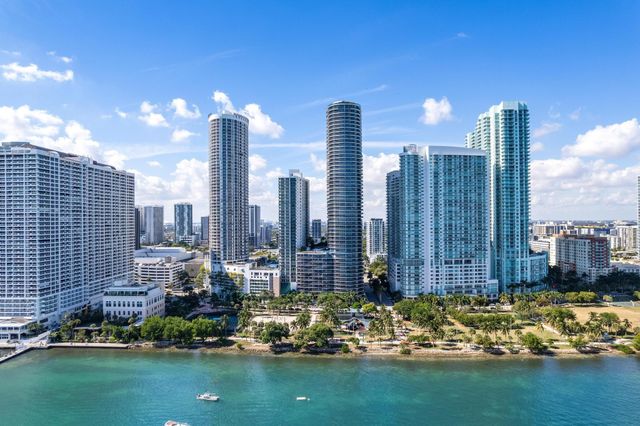 488 NE 18th St 3509, Miami, FL 33132