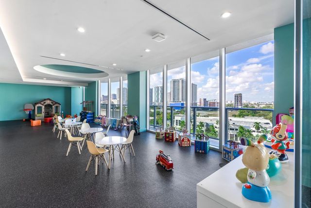 488 NE 18th St 3509, Miami, FL 33132