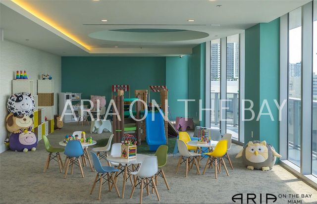 488 NE 18th St 3509, Miami, FL 33132