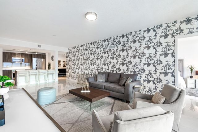 488 NE 18th St 3509, Miami, FL 33132