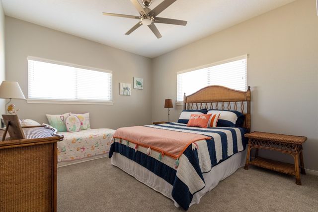 925 Tiki Drive, Tiki Island, TX 77554