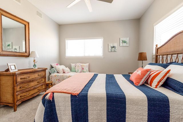 925 Tiki Drive, Tiki Island, TX 77554